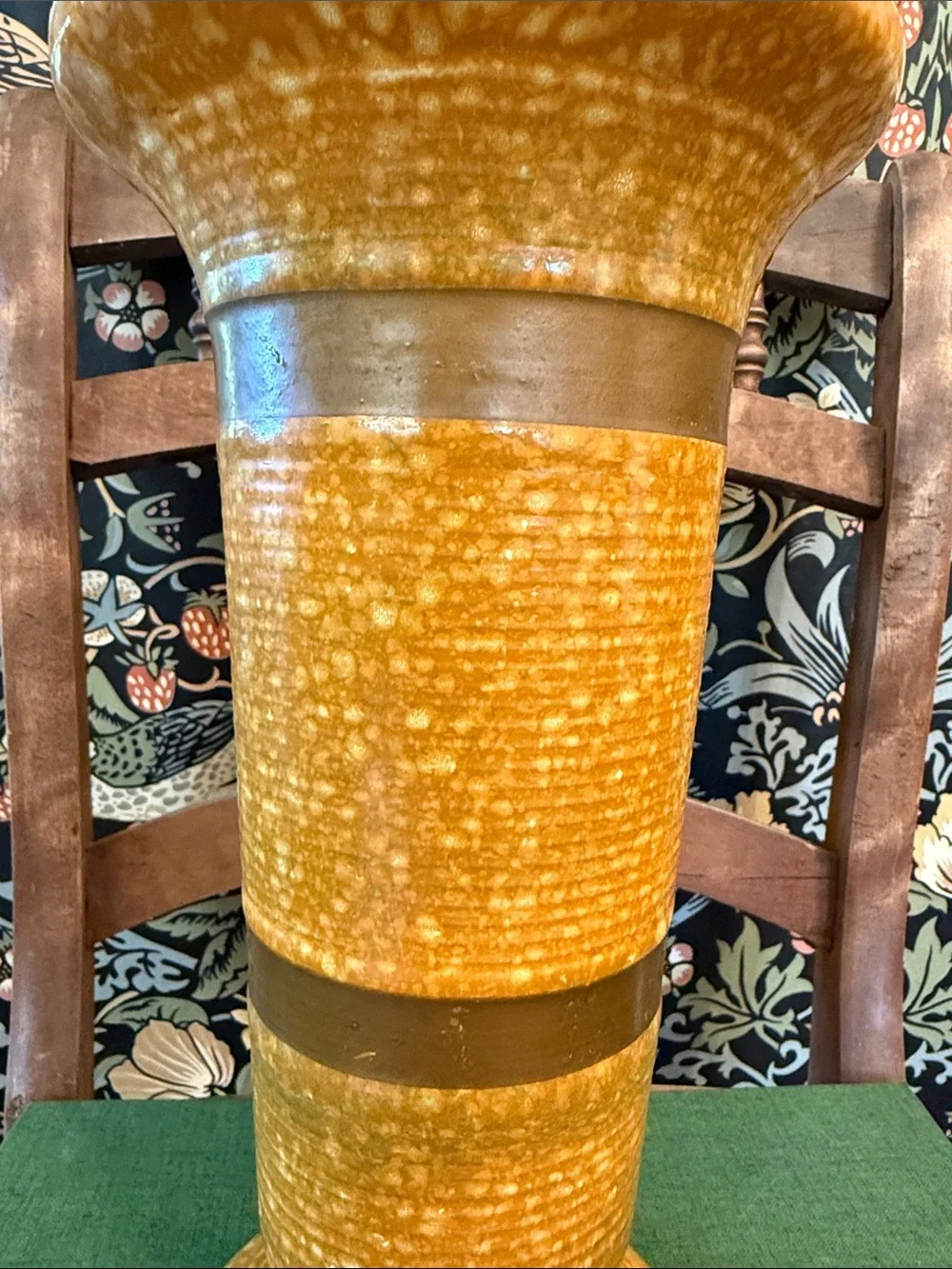 💕Vintage Hull Pottery #102 Gold Speckled Vase Fall Decor